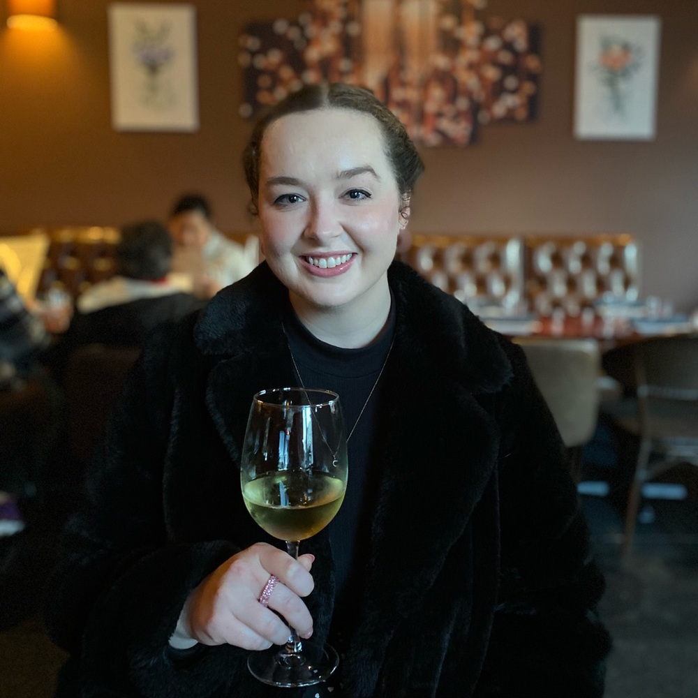 Meet your Posher, Claire